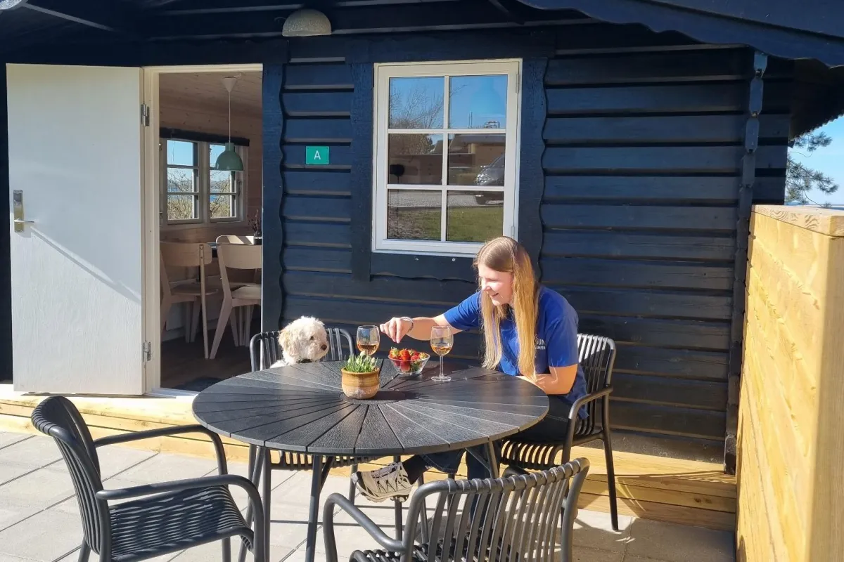 Minihytte med terrasse